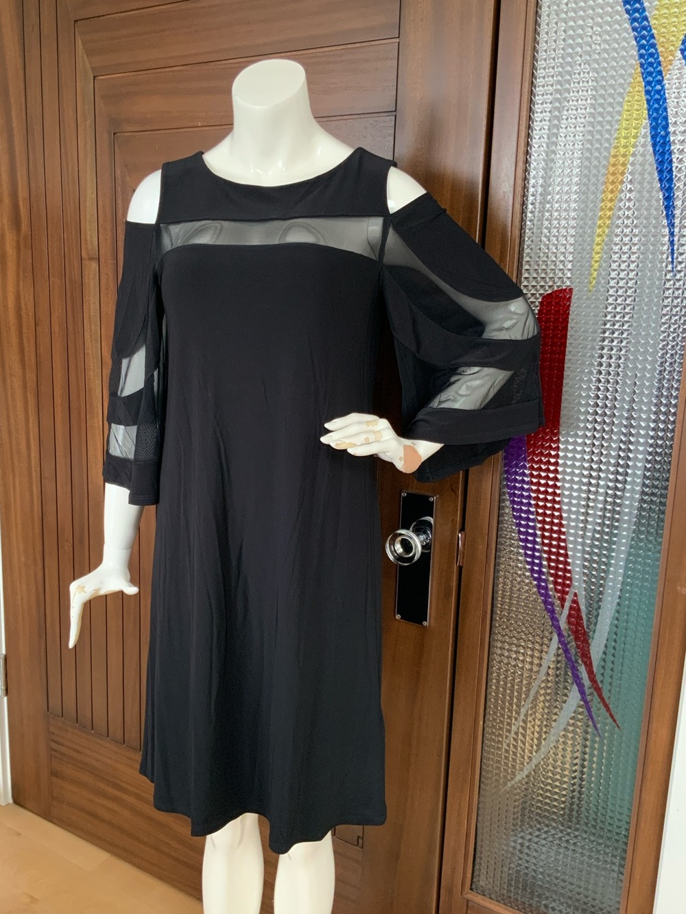 FRANK LYMAN DESIGNS, Cold Shoulder Dress, Sz 6, NWT
